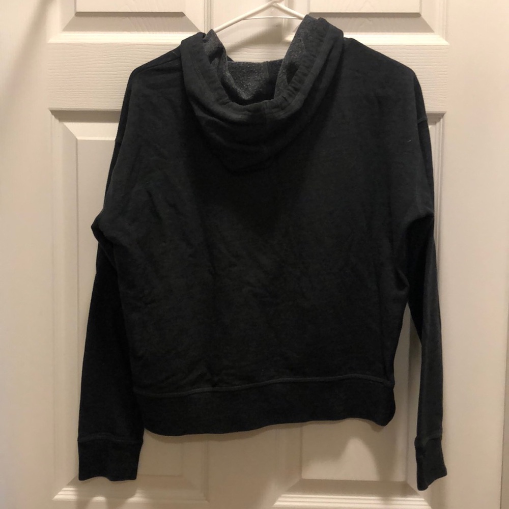 Sweatshirt - Picture 2 of 4